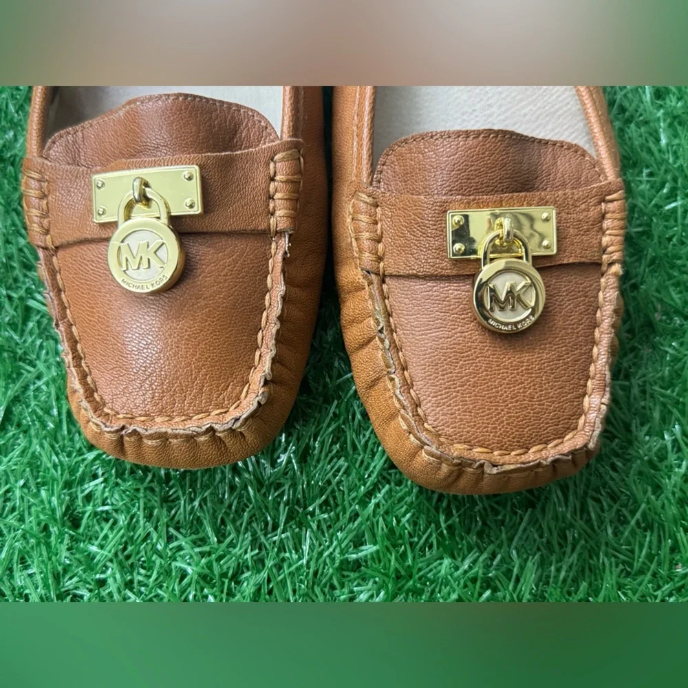 Michael Kors Women's‎ Tan Loafers